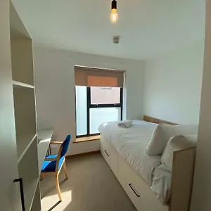 Regency Hall Smart Ensuite B Cheltenham